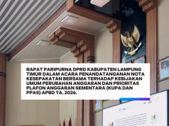 Bupati Lampung Timur, Ela Siti Nuryamah, menghadiri Rapat Paripurna DPRD
